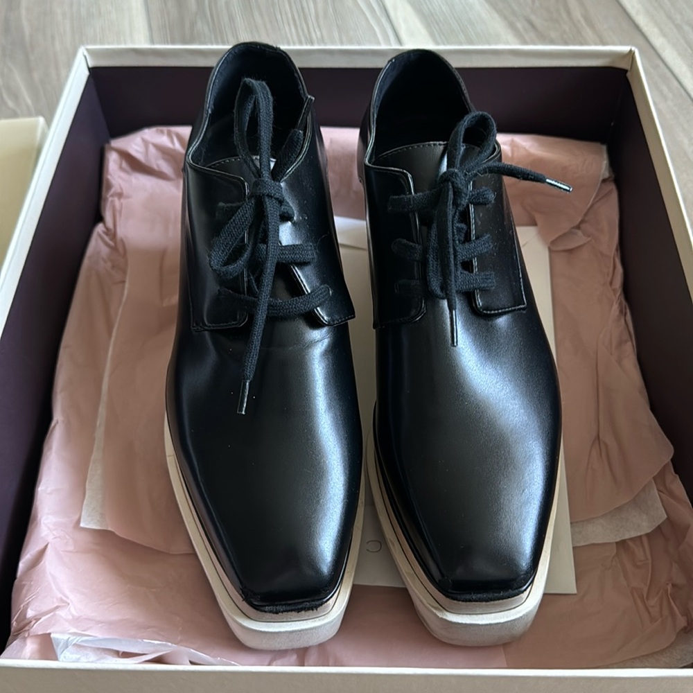 Authentic Stella McCartney pre-loved Elysse size 36